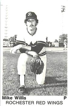 Mike Willis #28
