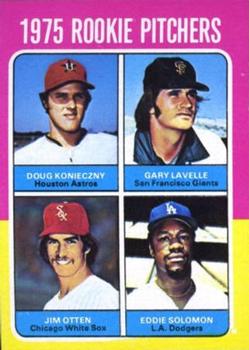 Topps 624 1975 Rookie Pitchers (Doug Konieczny / Gary Lavelle / Jim Otten / Eddie Solomon) #1975